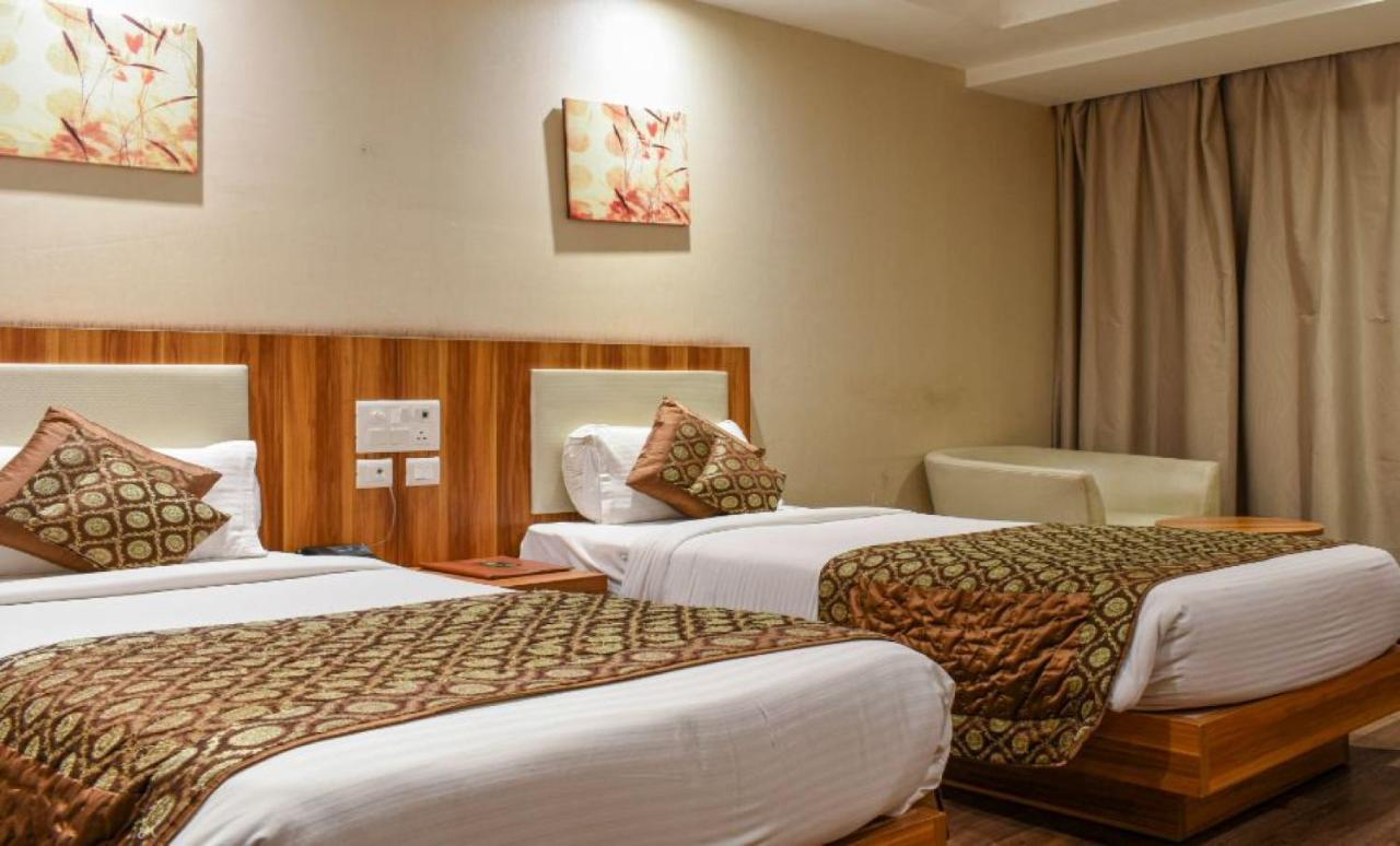Hotel Le Roi Raipur At Raipur Railway Station Exterior photo