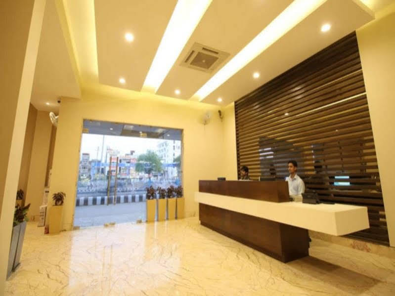 Hotel Le Roi Raipur At Raipur Railway Station Exterior photo