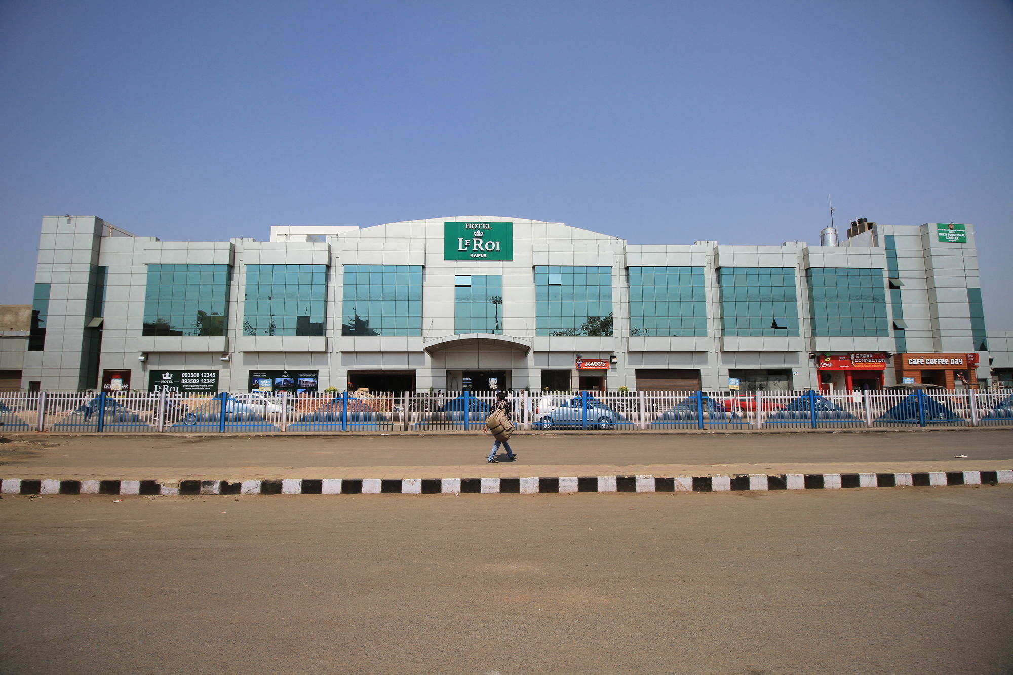 Hotel Le Roi Raipur At Raipur Railway Station Exterior photo